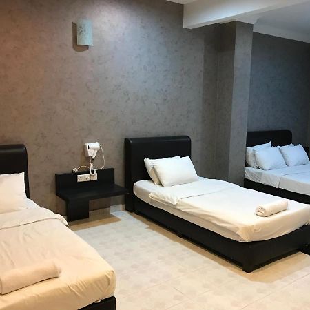 Homestay Muar Extérieur photo