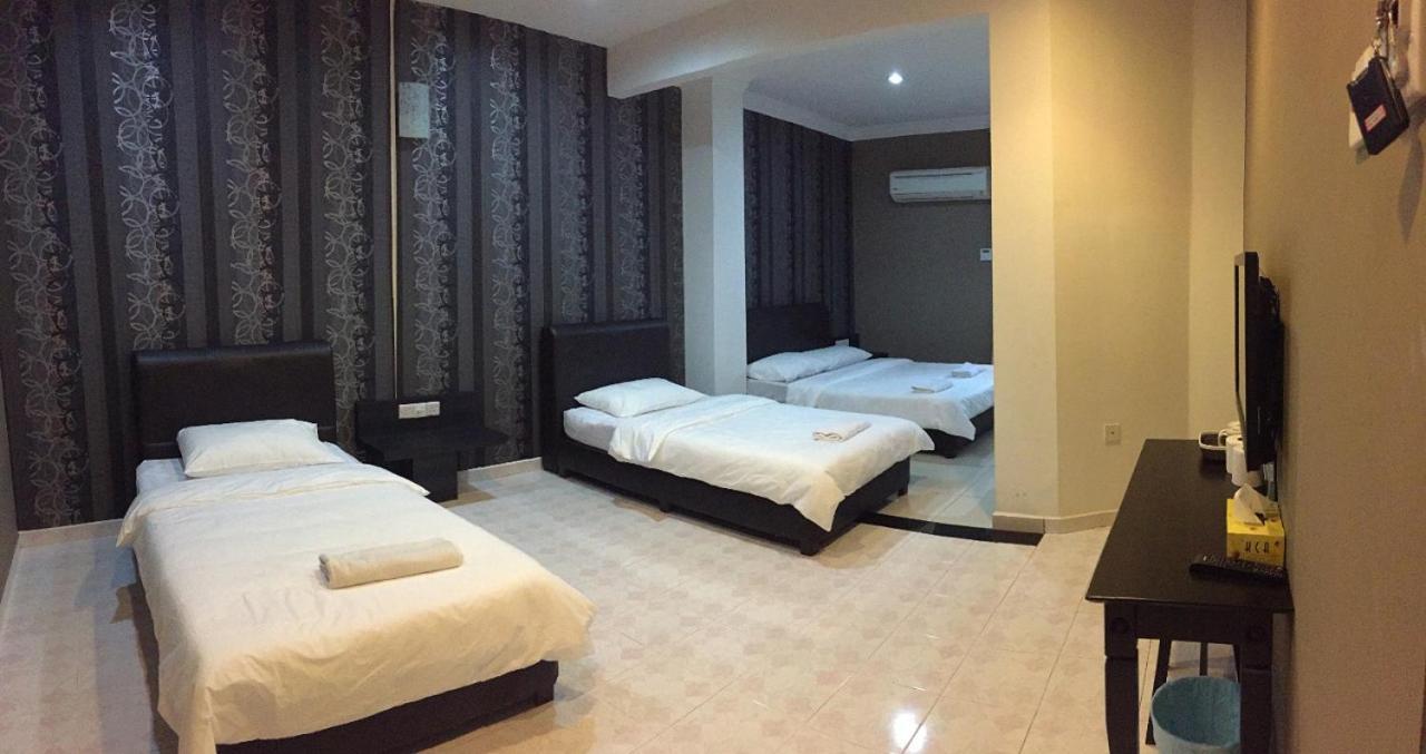 Homestay Muar Extérieur photo