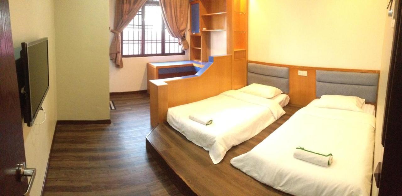 Homestay Muar Extérieur photo