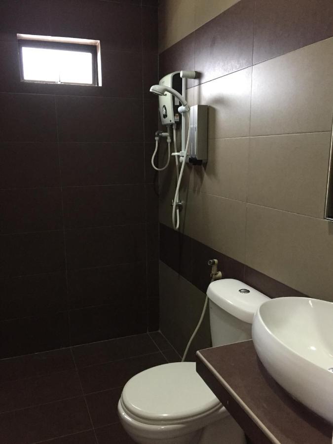 Homestay Muar Extérieur photo