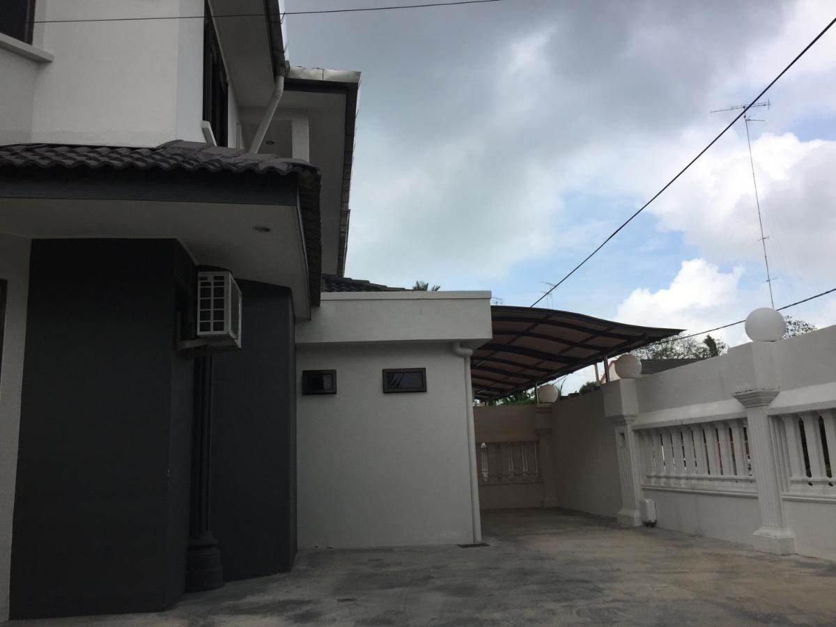 Homestay Muar Extérieur photo